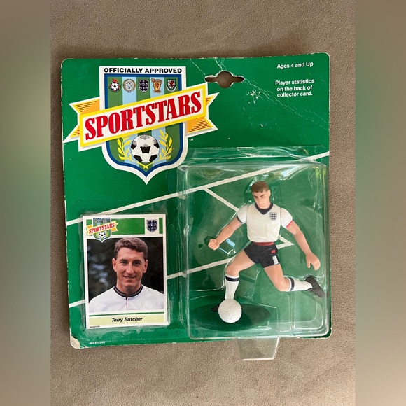 🏴󠁧󠁢󠁥󠁮󠁧󠁿⚽️Terry Butcher Vintage & Rare English Footballer Card & Action Figure - Picture 3 of 13